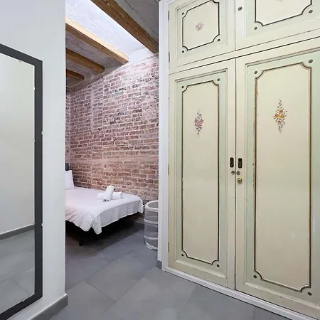 Apartment U-nique Comte Urgell Ii